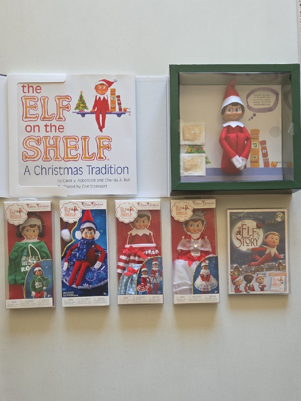 *NWT* The Elf on the Shelf Doll Collection - Doll, Book, 4 Costumes & DVD
